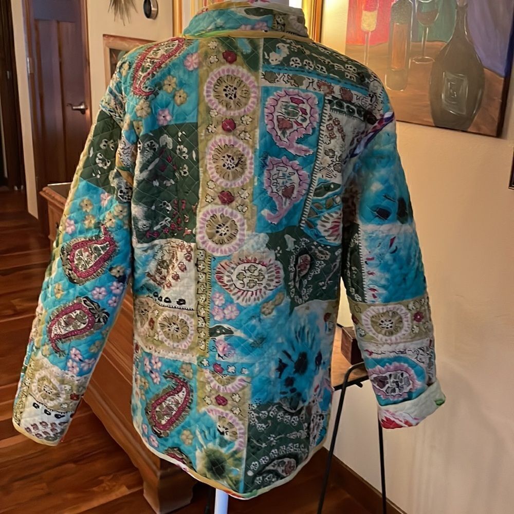 Tapestry Look Quilted Reversible Jacket - Picture 2 of 9